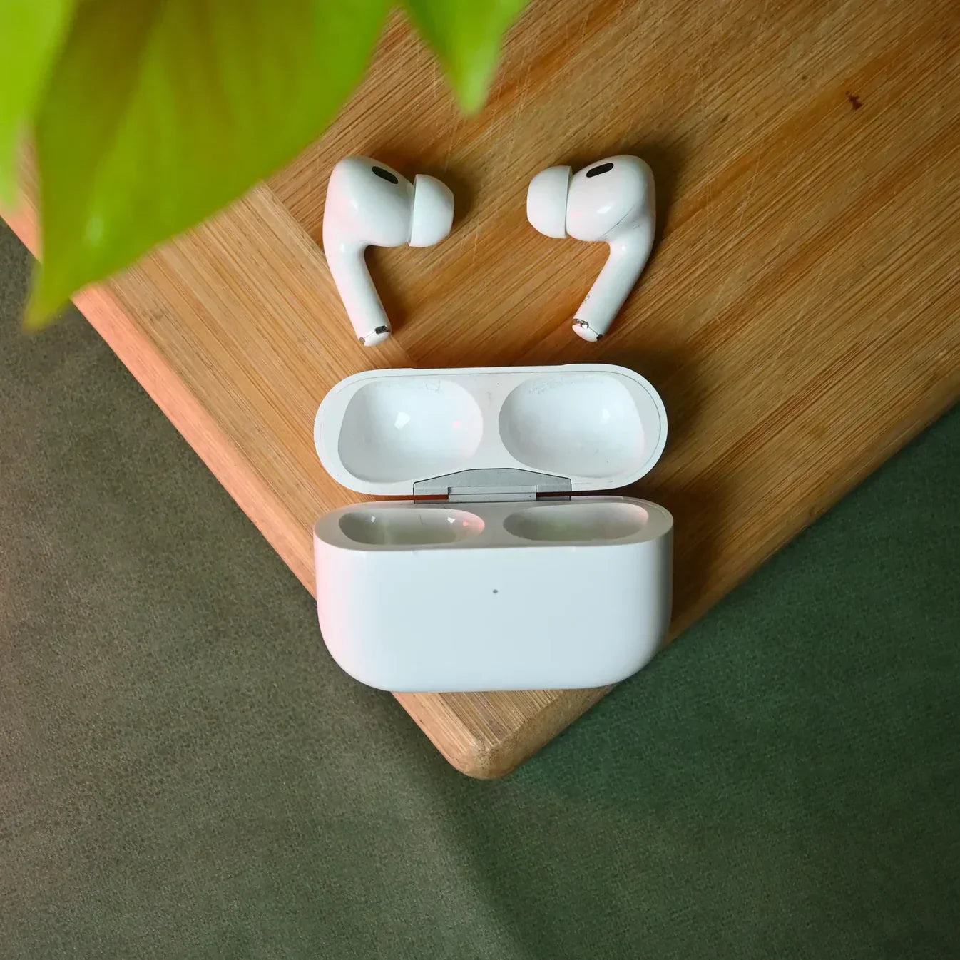 Airpod Pro 2 Type C (6 Months Warranty)